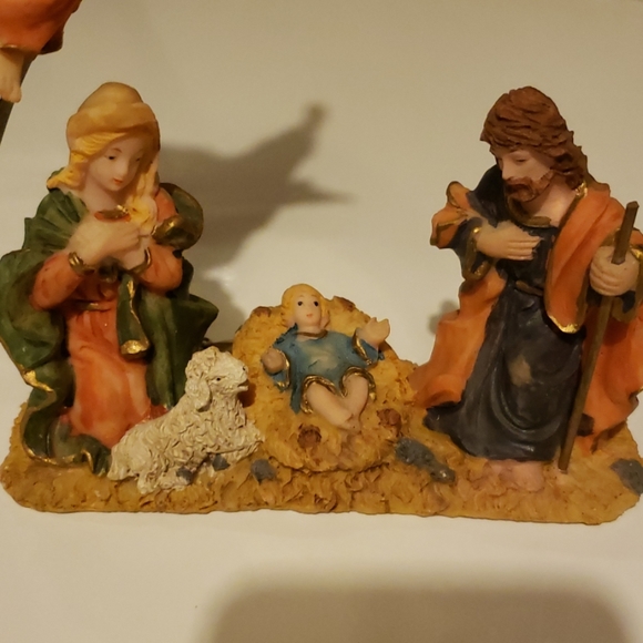 Jesus - Picture 3 of 8